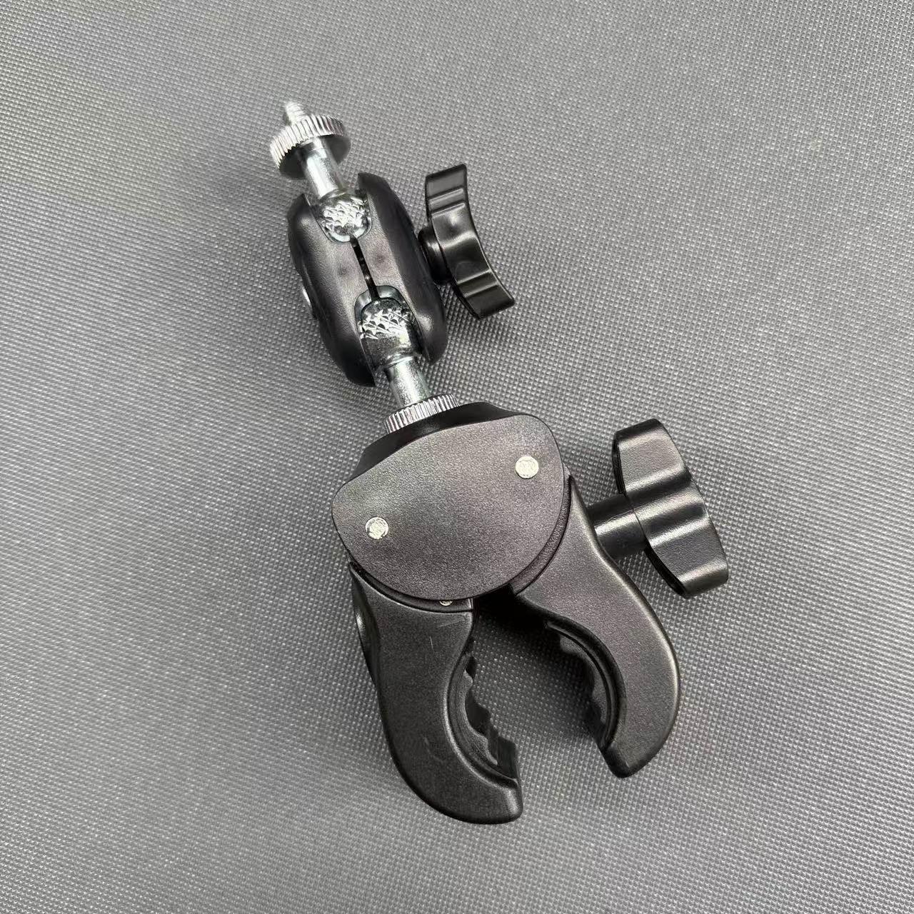 وصلة دوارة عالمية لملحقات التر - مراجعة Joint Connector Bracket وسعره